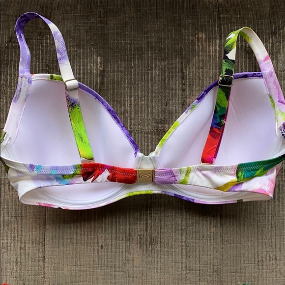 Bikini 👙 - Picture 4 of 8